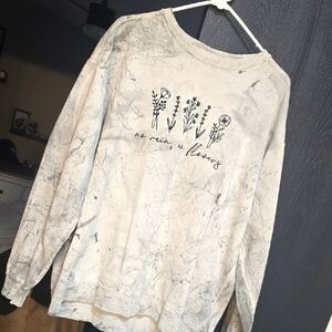 Oversized Acid Washed Embroidered Sweatshirt!